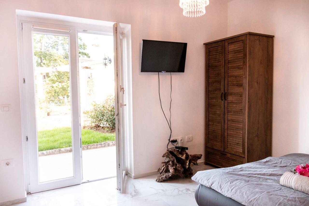 Sunvilla Koper Buitenkant foto