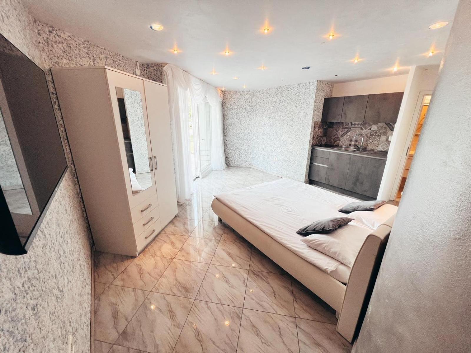 Sunvilla Koper Buitenkant foto